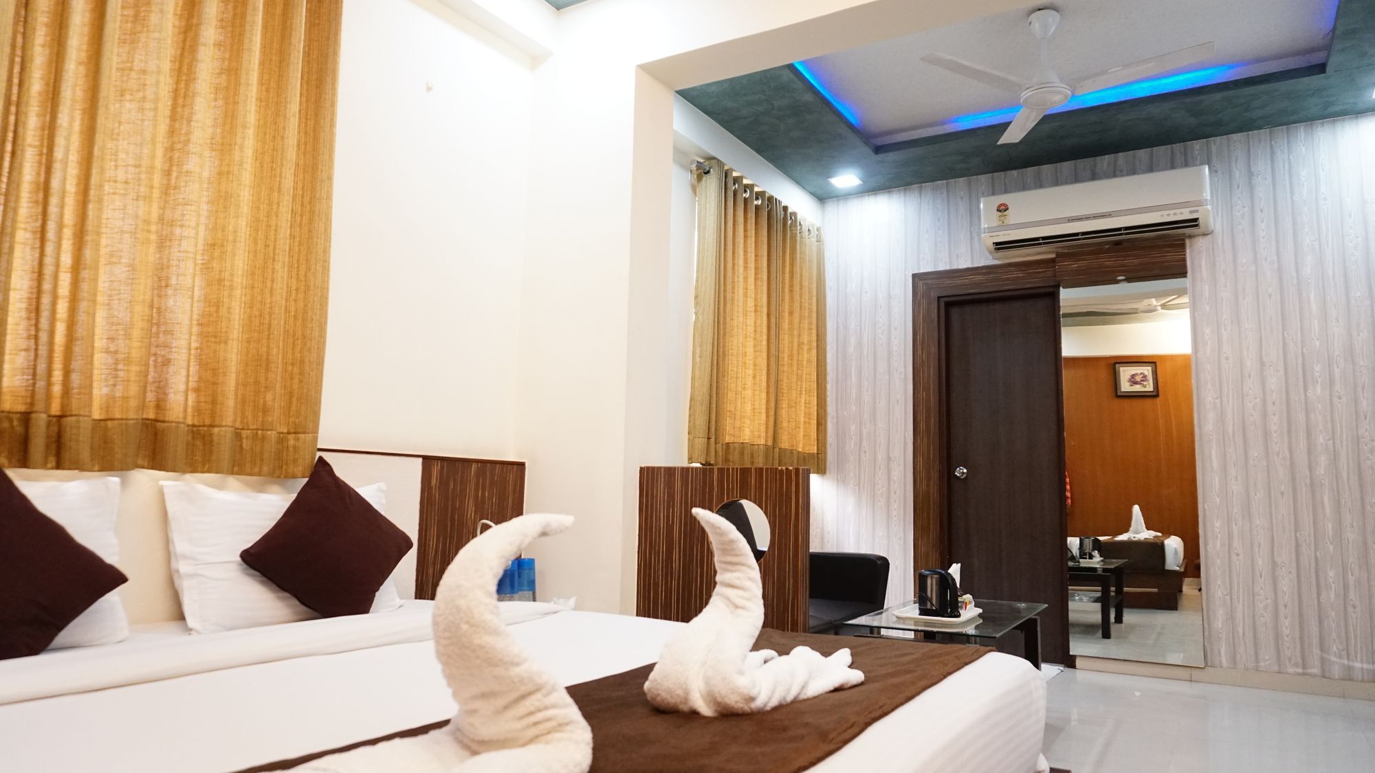 Fabhotel Kohinoor Plaza Amhedabad Dış mekan fotoğraf